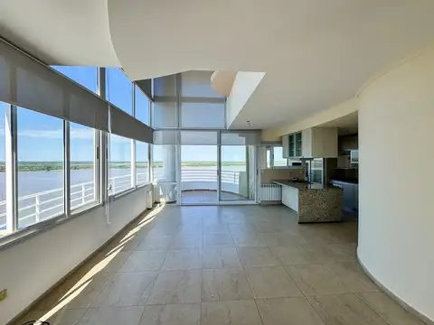 Venta Departamento dúplex - Arroyito. Rosario.