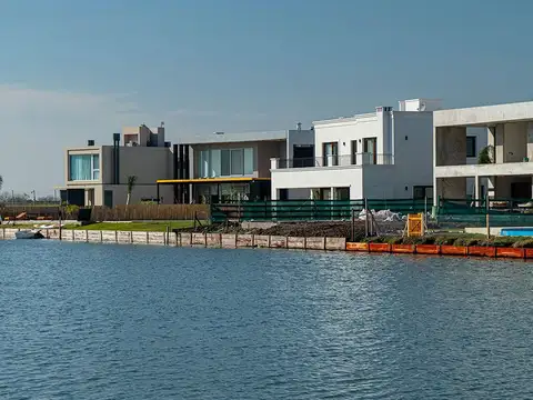 TERRENO LOTE DE LAGUNA BARRIO PRIVADO SEBASTIAN GABOTO PUEBLOS DEL PLATA