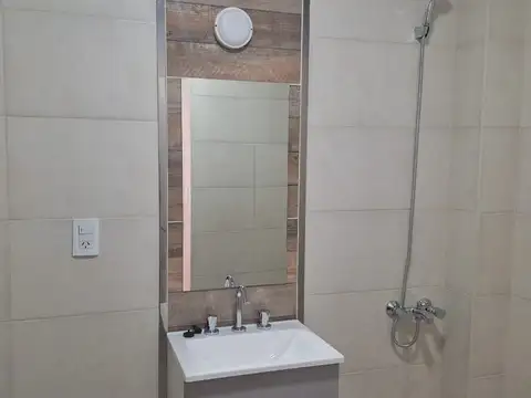 Depto Tipo Casa en Alquiler con 2 cocheras