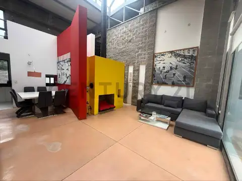 Casa en Venta en Barrio Parque Leloir, USD 245.000