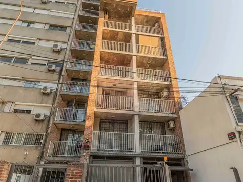 ALQUILO MONOAMBIENTE AMUEBLADO BLANQUEADA BALCON