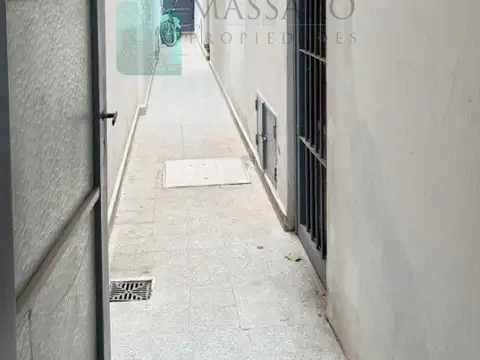 Avenida Rivadavia 10000, Piso PB