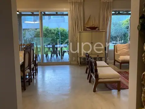 Casa en Alquiler Temporal de 4 dormitorios