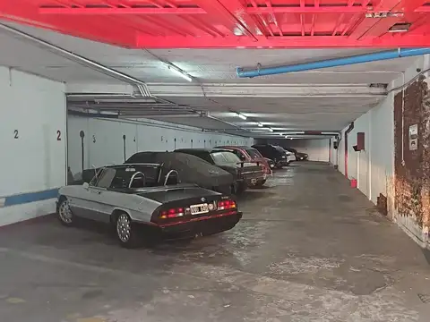 16 Cocheras en PB en venta en Villa Luro