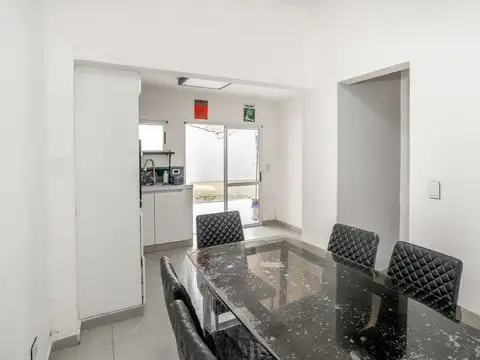 Depto Tipo Casa en Venta de 4 ambientes