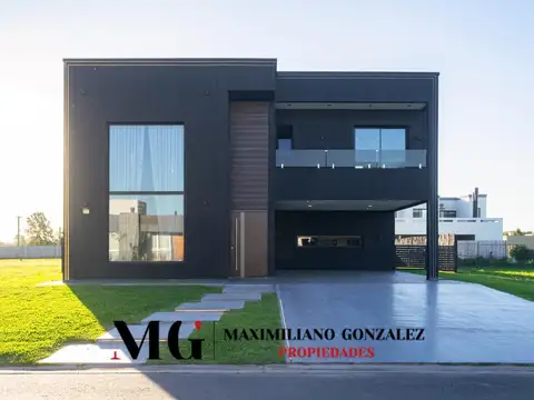 Casa en Alquiler de 3 dormitorios