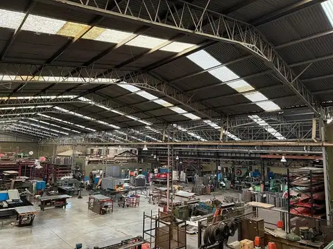 Galpon en Venta en Vicente Lopez, USD 3.200.000