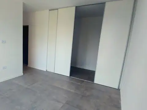 CASA 4 AMBIENTES VENTA MORENO A ESTRENAR CASA 6