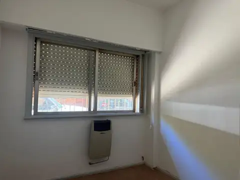 Departamento en Alquiler en Floresta, $ 700.000