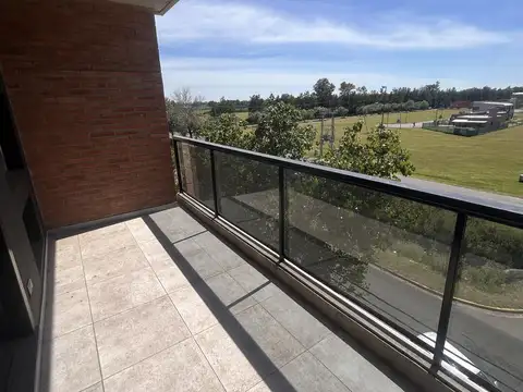 Venta Departamento 2 dormitorios, cochera, Fisherton Bauen los pasos y estadio mundialista de hockey