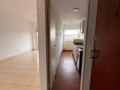 Monseñor Rómulo Di Giorno 200, Piso 6