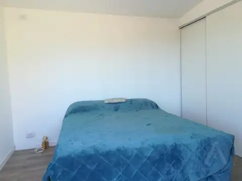 Casa 2 ambientes con 1 baño