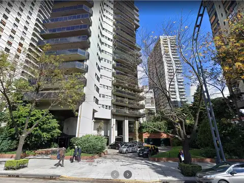 Av. Libertador al 300