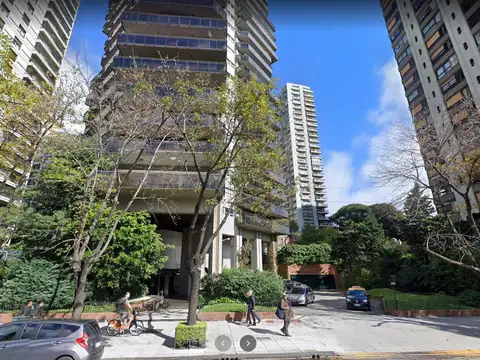 Cochera en Venta en Recoleta.