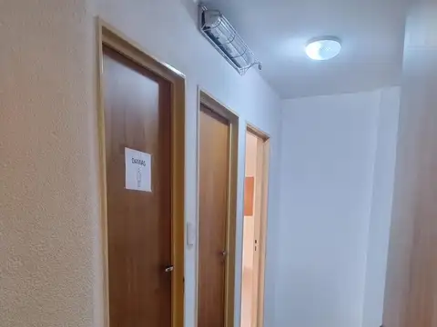 Oficina en el Edificio Cristal - Santa Fe 1412 05-05