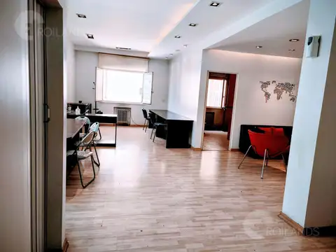 Oficina en Venta al Noreste