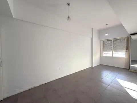 Local en venta con departamento con terraza, Caballito