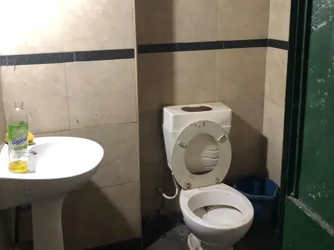 Local en Venta 66 años