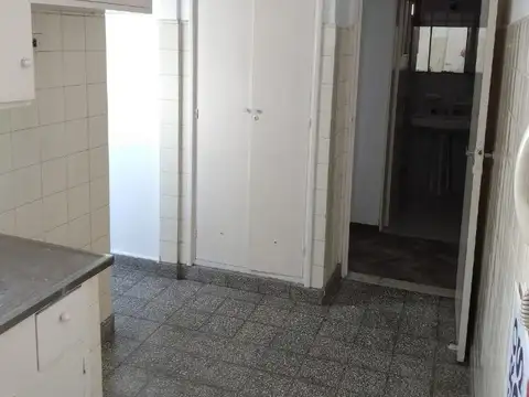 DEPARTAMENTO CENTRICO 3 DORMITORIOS 2 BAÑOS