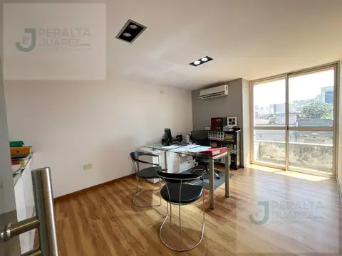 Oficina en Venta 30 años