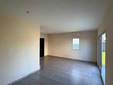 Casa en Alquiler en Pilar, USD 600