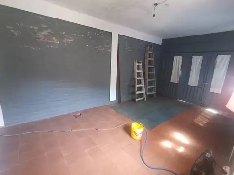 Casa en Alquiler con 1 cochera