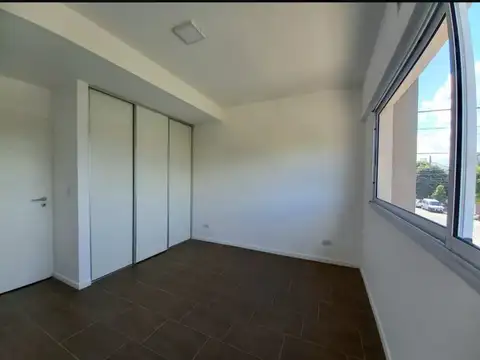 Duplex 3 Ambientes en Venta - Castelar Sur