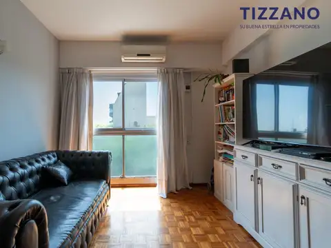 Almirante Brown 800, Piso 4