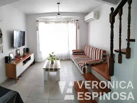 Depto Tipo Casa en Venta de 2 dormitorios