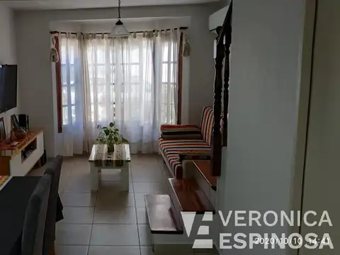Depto Tipo Casa en Venta de 3 ambientes
