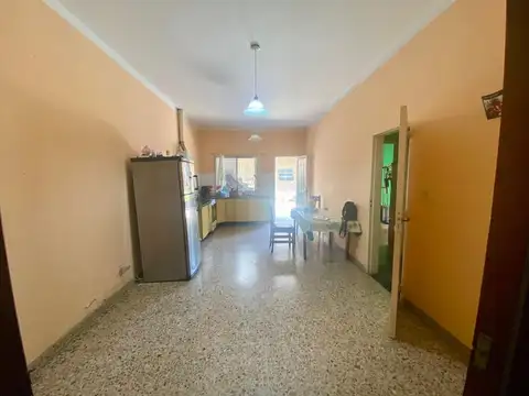 Depto Tipo Casa en Venta en Villa Dominico, USD 79.000