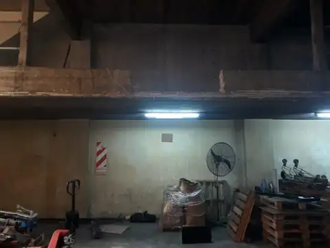 Galpon en Venta 34,64  mts Fondo