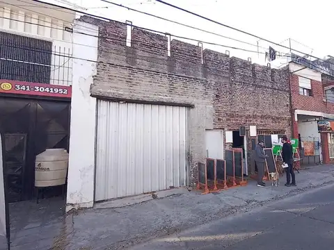 Local con 6 cocheras, lote 290 m2, ideal inversión, Molina 1933.