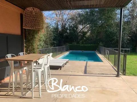 Casa en Alquiler Temporal de 4 dormitorios