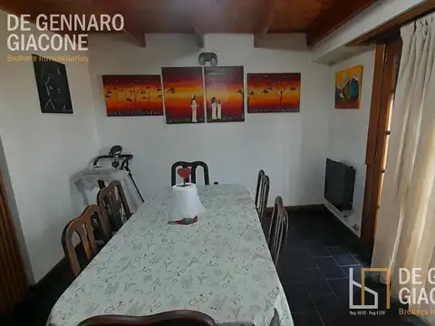Casa en Venta con 1 cochera