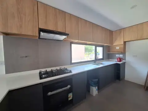 Casa en Alquiler al Norte