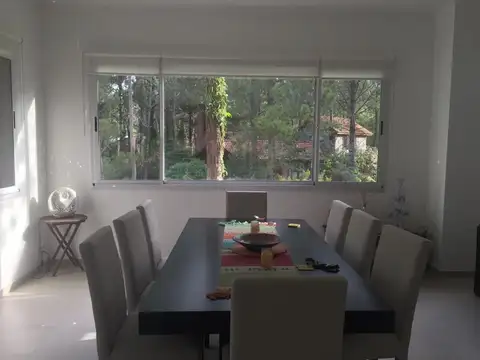 Formidable casa en Carilo para 6 personas