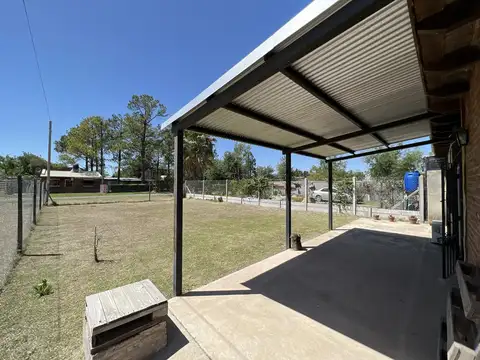 Mtra. Laura B. Ojeda Nº al 200