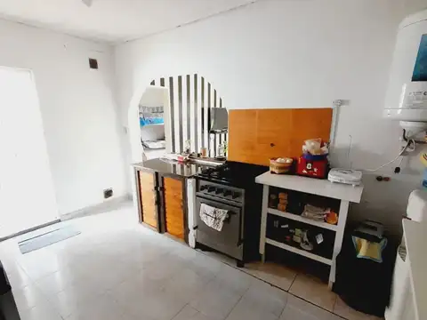 Casa en Venta con 3 cocheras