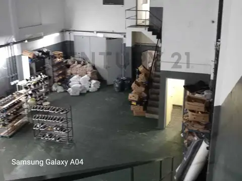 Galpon en Venta 35  mts Fondo