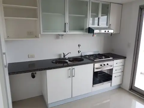 Ing Acevedo Bis 100, Piso 4