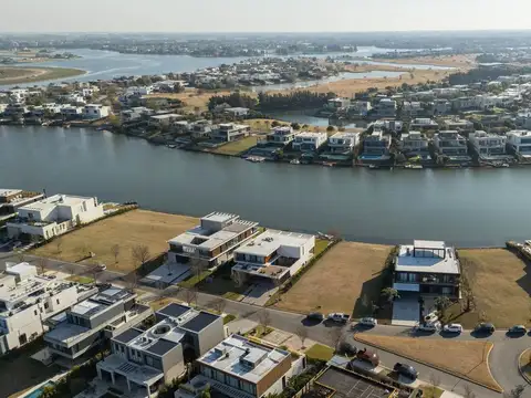 Avenida del Golf 3400