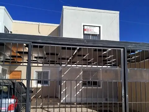 Casa en venta en Luzuriaga