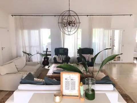 Casa en Venta en Santa Maria del Tigre, USD 540.000