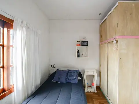 Casa 5 ambientes con 2 baños