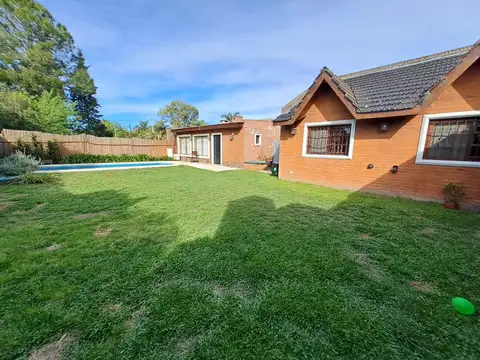 VENTA CASA 4 AMBIENTES EL CANDIL ESCOBAR PILETA PARRILLA QUINCHO COCHERA JARDIN crédito privado