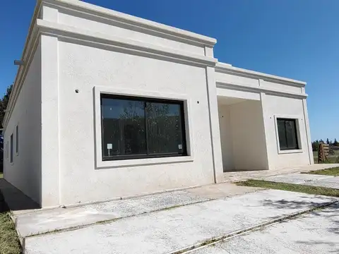 Casa en venta o alquiler a estrenar El Naudir
