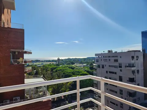 Dúplex 4  ambientes y 1/2 con cochera en complejo de gran categoría en Nuñez