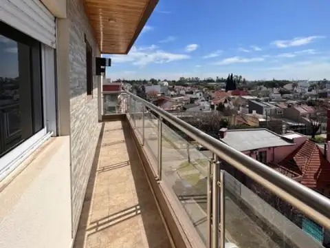 Departamento en Venta al Este