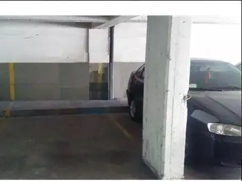 Cocheras Grandes, Fijas y Cubiertas en San Nicolas.